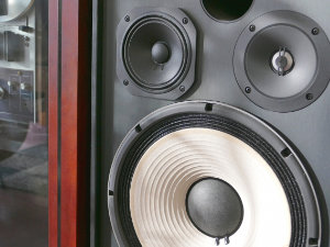 整備済みJBLスピーカーの買取について